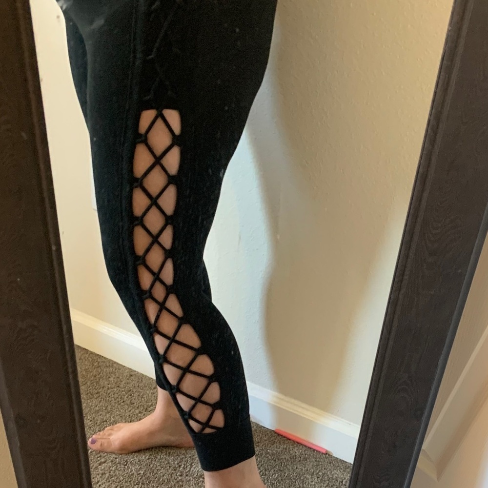 Pink Victoria’s Secret yoga pants